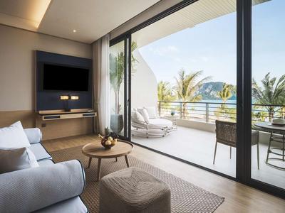 Deluxe Sea View Suite