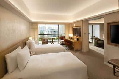 Deluxe Balcony Suite
