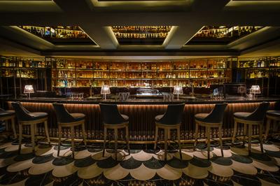 Manhattan The Bar
