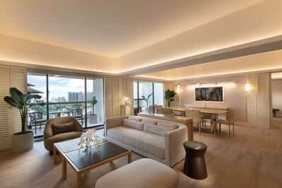 Premium Suite