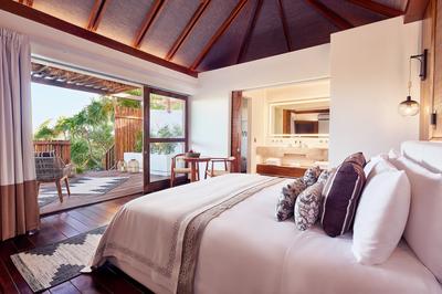 Master Beachfront Bungalow