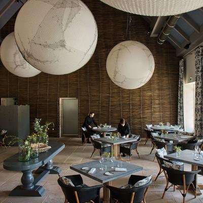 Le Montrachet Restaurant