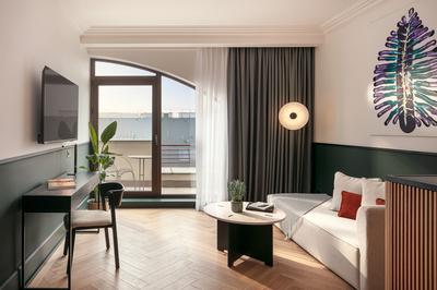 Executive Suite