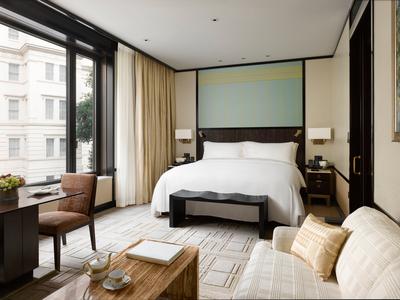 Premier Room