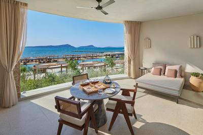 Beach Club Junior Suite