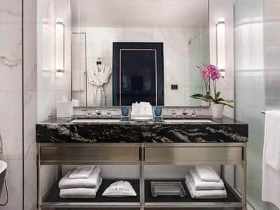 Premier Room