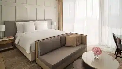 Horizon Room