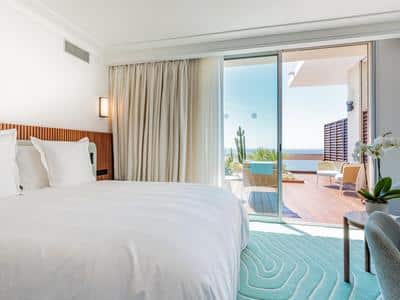 Panoramic Bedroom