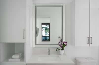 AKA West Palm Beach Common Bathroom