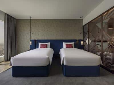 Studio Twin Room with Marina Skyline View