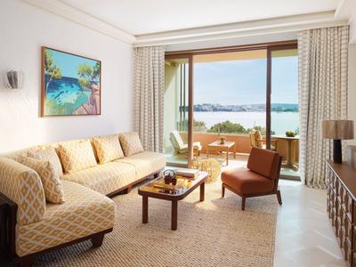 Premier Sea View Suite with Roof Top Pool