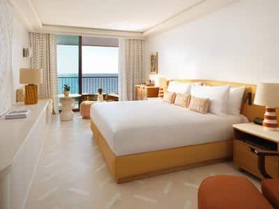 Mandarin Sea View Room