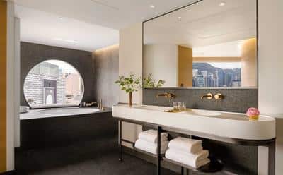 1 Bedroom Suite Corner Harbour View