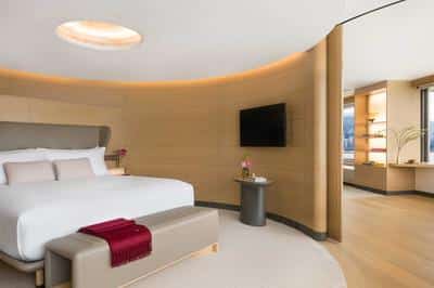 1 Bedroom Suite Corner Harbour View