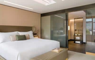 1 Super King Studio Suite
