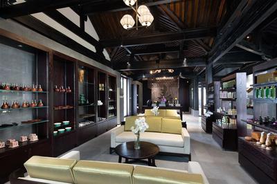 banyan tree gallery