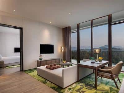 Guest room