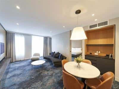 Guest room