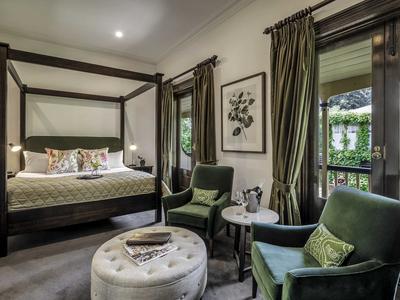 Piccadilly Garden Room