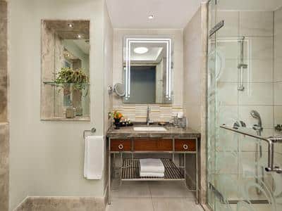 Superior Room with City View