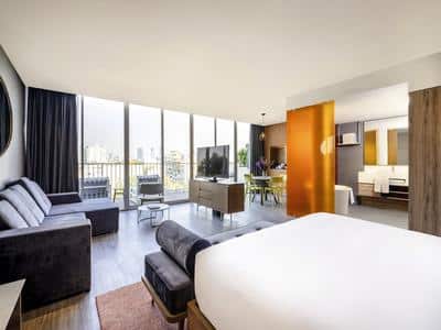 Deluxe Skyline Terrace Suite