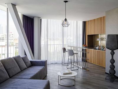 Penthouse Suite