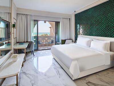 Two Bedroom Family Room - Sea View