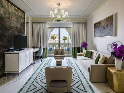 One Bedroom Family Suite Pool Access