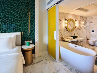 One Bedroom Family Suite