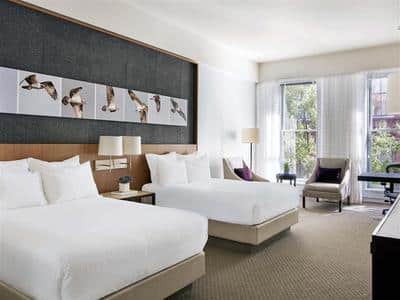 Guest room