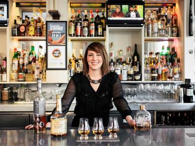 Bar Lounge