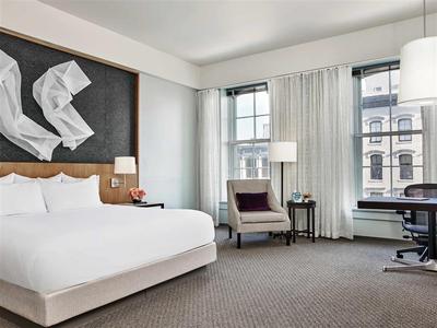 Guest room