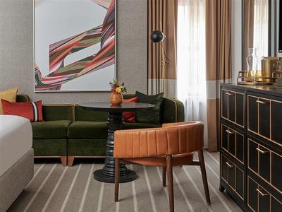 Guest room