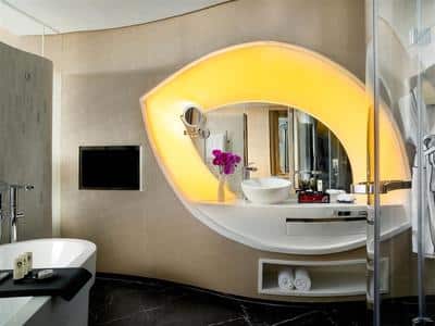Guest room