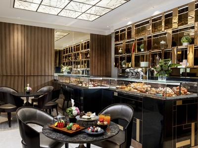 El Atrio Lounge
