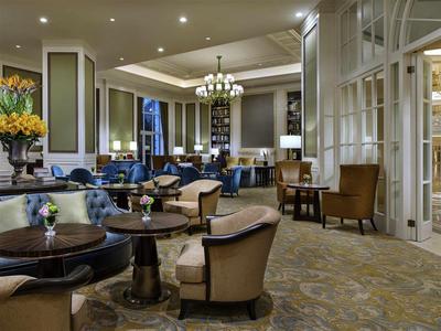 Bar Lounge