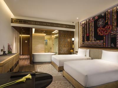 Mountain Room Twin Beds