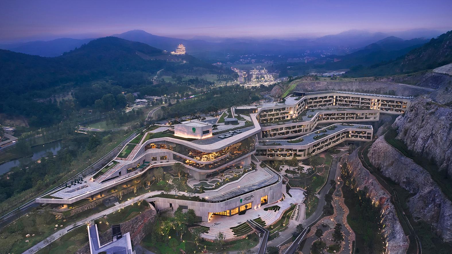 Banyan Tree Nanjing