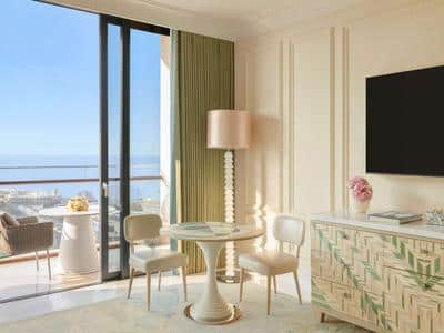 Signature Seaview Room