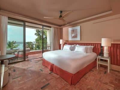 Front Sea View Room