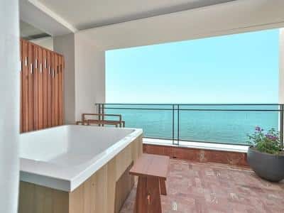 Junior Suite Front Sea View
