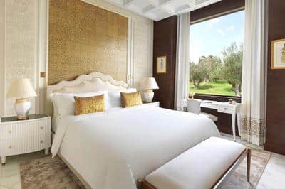 Deluxe Pool View Room