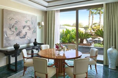Ritz Carlton Suite