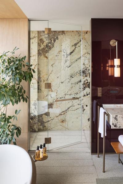 The Ritz-Carlton Suite