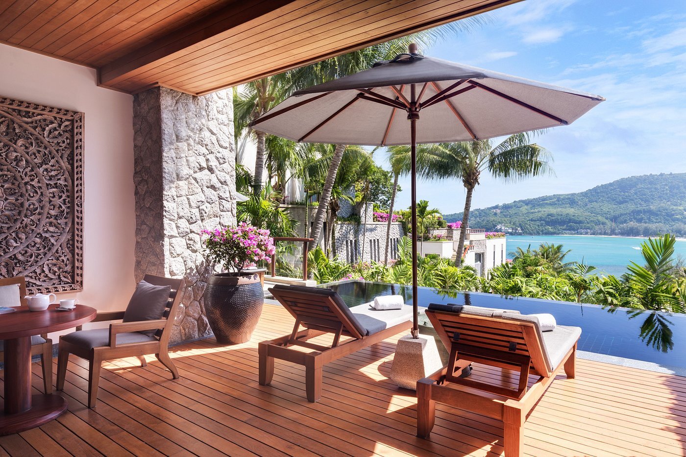 1 Bedroom Pool Suite