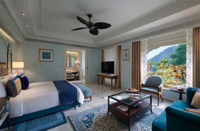 Grand Villa