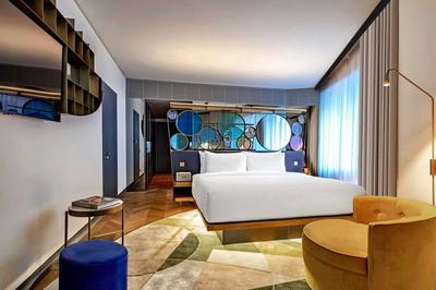 Cool Corner Room
