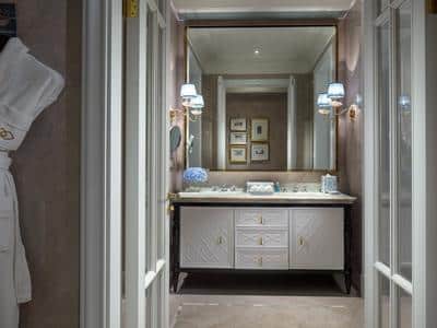 Luxury Room - French Décor