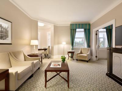 Corner Suite1 King