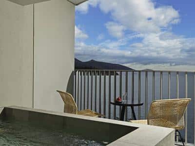 Junior Suite Front Sea View Plunge Pool